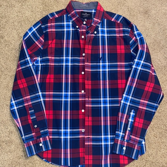 American Eagle men’s large red plaid button down in excellent like new condition - Picture 1 of 8